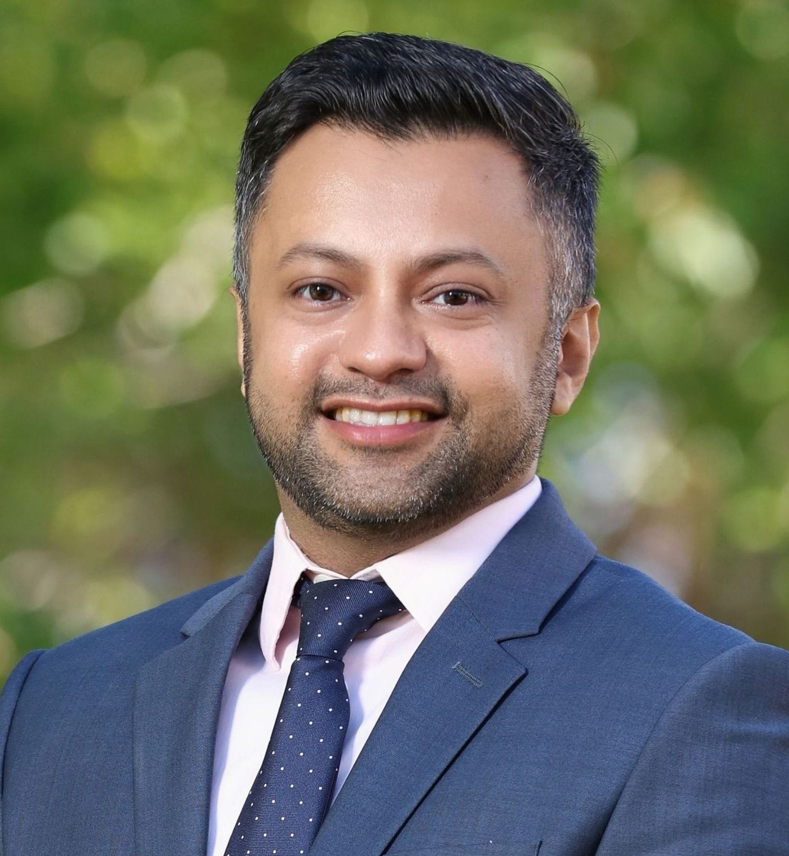 Zubin Kachhi, PharmD headshot