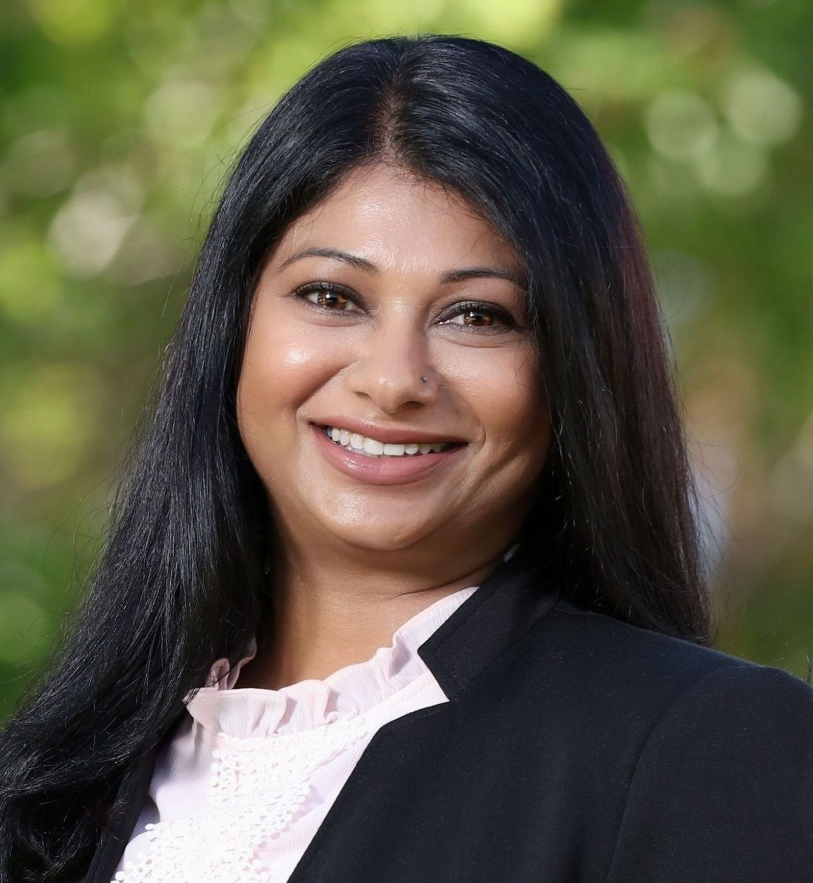 Poorvi Saini, LMFT headshot
